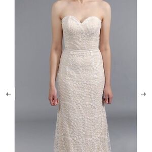 Elegant Strapless Lace Bridal Gown